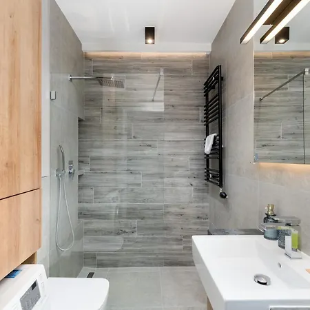 Appartement Tauron Arena Modern By Bookinghost *